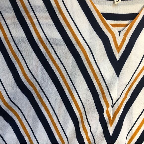 Monteau cute striped Summer Top, Woman’s, Size M, tie front - Picture 3 of 5